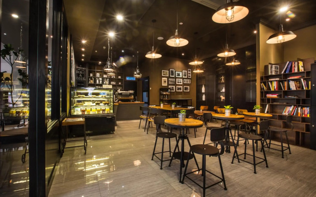 Manhattan Business Hotel Damansara Perdana