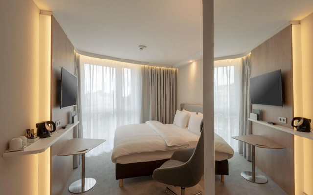 Holiday Inn Express and Suites Potsdam by IHG