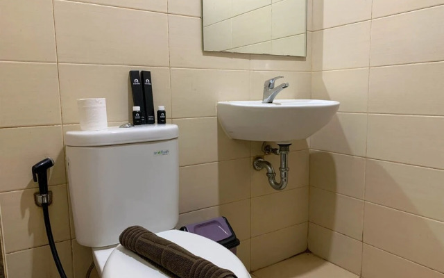 Nice And Strategic 1Br At Sky Terrace Apartment