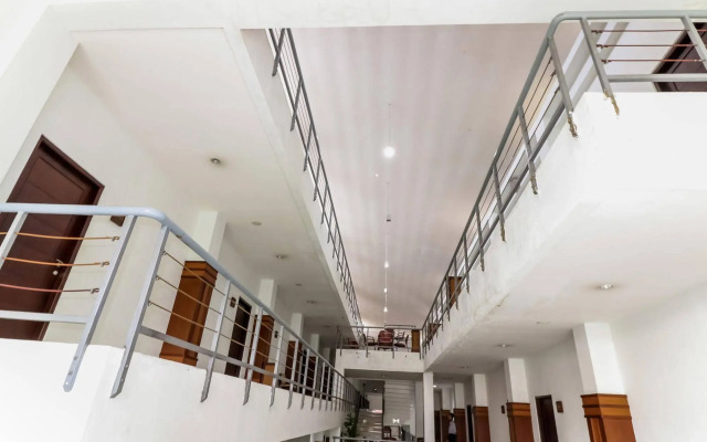 NIDA Rooms Colombo Komplek Karang Marang