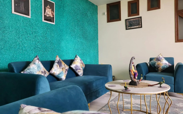 Rukiye Zara Jaipur