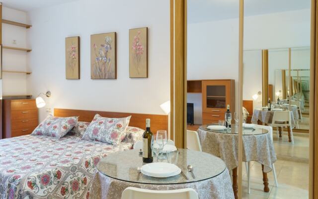 MalagaSuite Studio on the Beach Apartment