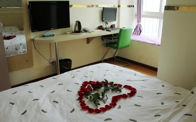 Longhua Zeyuan Hotel