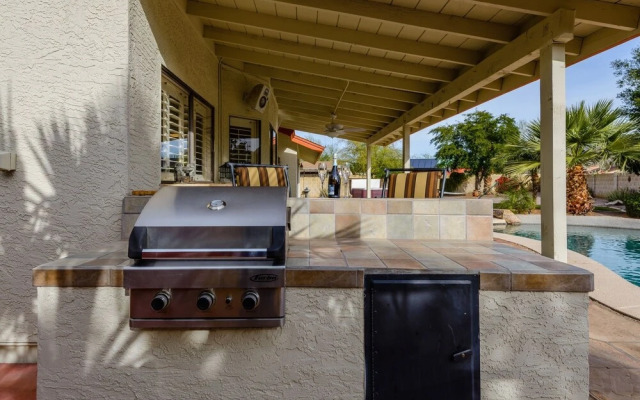 Casa Willow 4 Bedroom Home by RedAwning