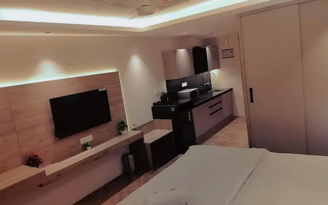 Hotel Del Luna