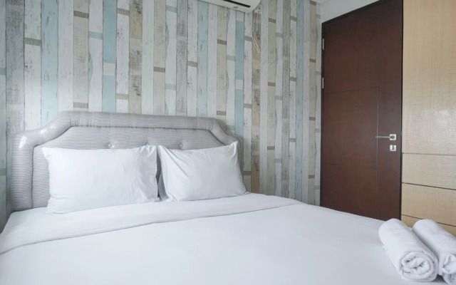 Comfort And Cozy 1Br At Sky Terrace Apartment