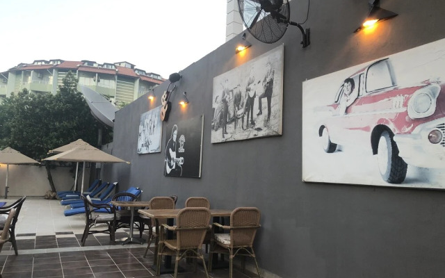 Green Mar Hotel