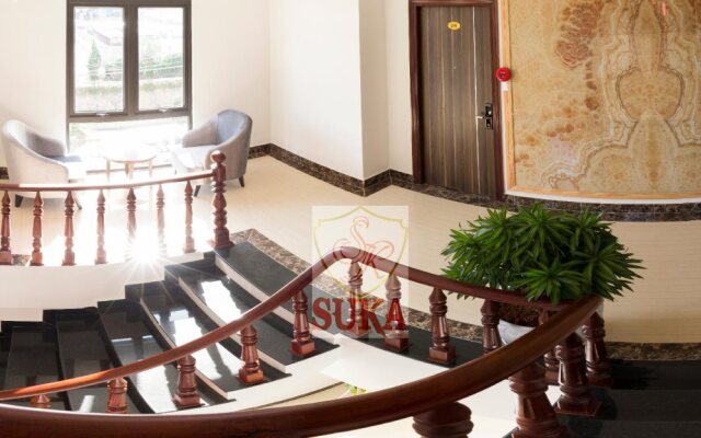 Golden Pine 3 Hotel