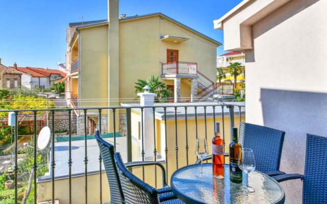 Apartment Damir Tampere 32379