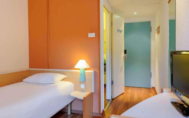 Me and All Hotel Berlin East Side, by Hyatt - NEW OPENING