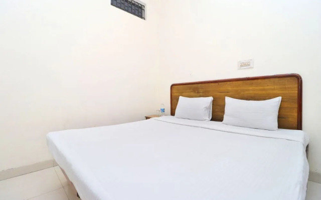 Spot On 38670 Hotel Diamond