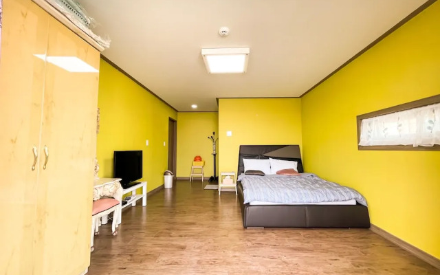 Gangneung Ocean Marina Pension - Hostel