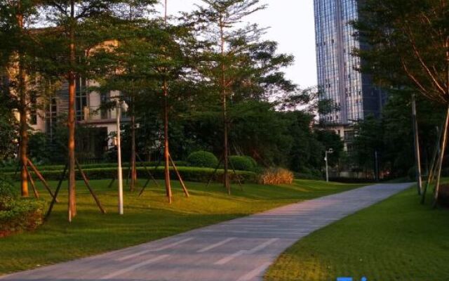Saiwei International Apartment (Guangzhou Luogang Wanda Suyuan Metro Station)