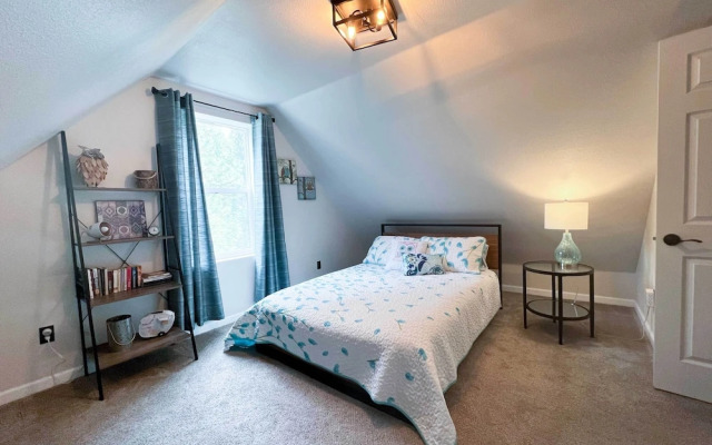 On the Rocks - A Modern Home w/ Decks & Views