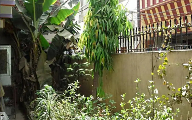 Ishan Paying Guest House