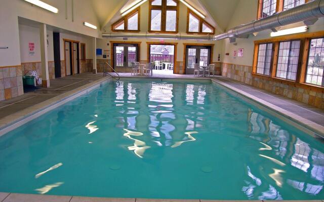 Salmon Rapids Lodge