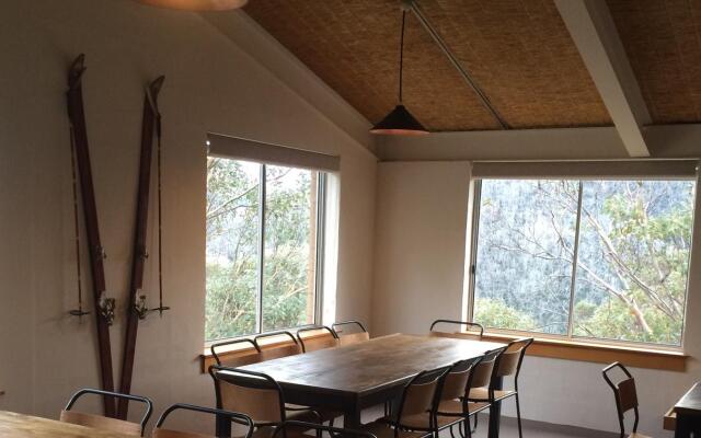Ripparoo Ski Lodge