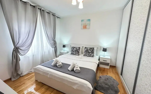 Sunrise Apartments City Center