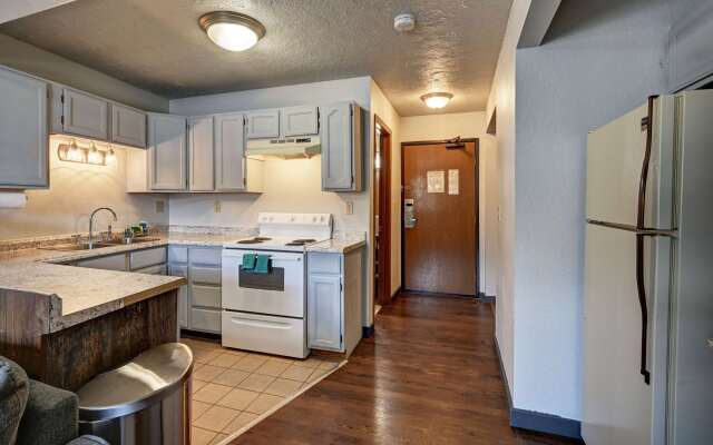 Super 8 by Wyndham Gardiner/Yellowstone Park Area