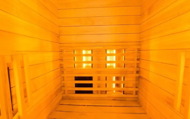 Magnificent Studio Home With Sauna