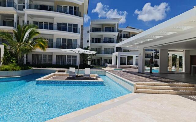 Amazing BeachFront condo Oceanview puntacana 2BR