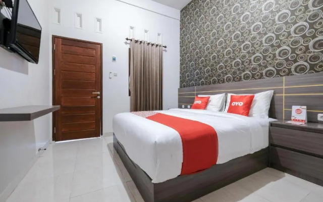 Enfaza Guesthouse by OYO Rooms