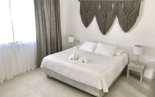 Villa Flor de Mayo