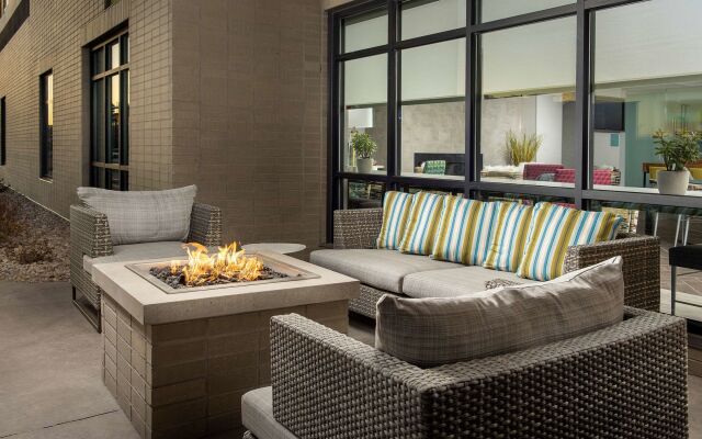 Home2 Suites by Hilton Denver Central Park