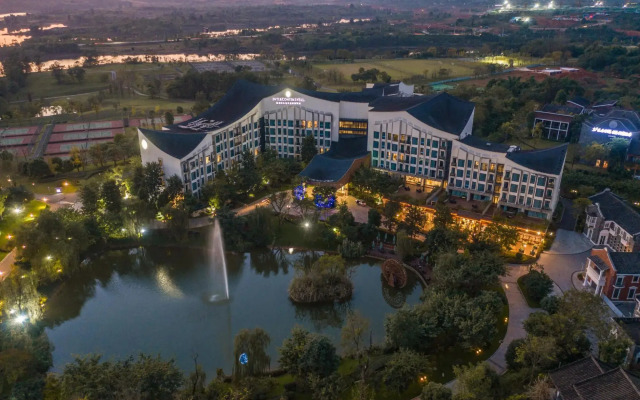 InterContinental Heilong Lake by IHG