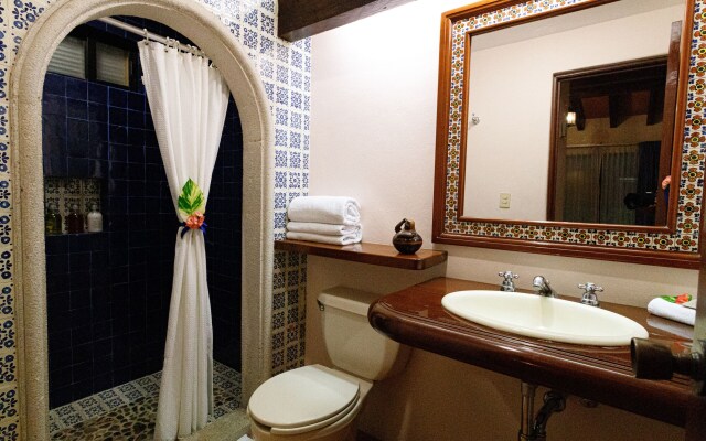 Hotel Lunata - Near Playa del Carmen Main Beach