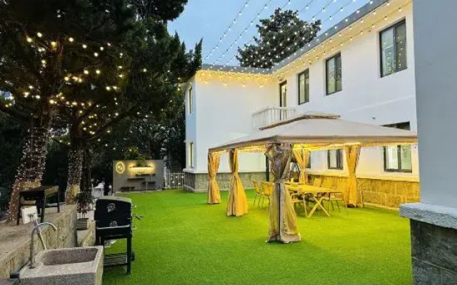 Xiaoyue Homestay (Haitang South Road Branch)