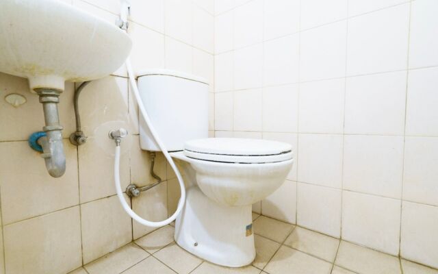 OYO 93424 Apartemen The Suite Metro By Salman