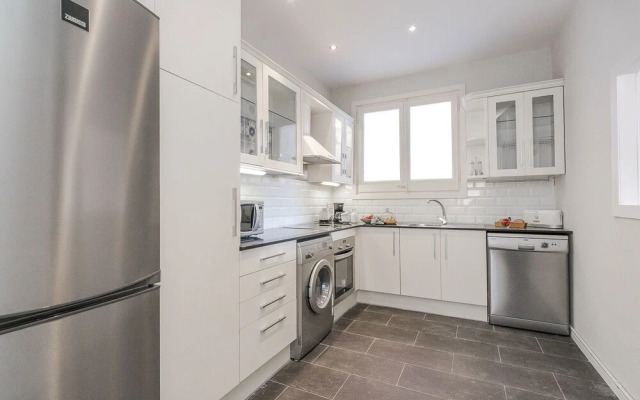 BCN Pau Claris Rocamora Apartments