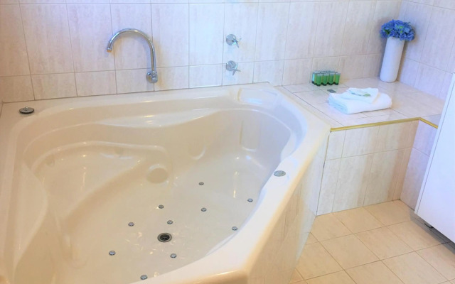 Paradise Beach Apartments