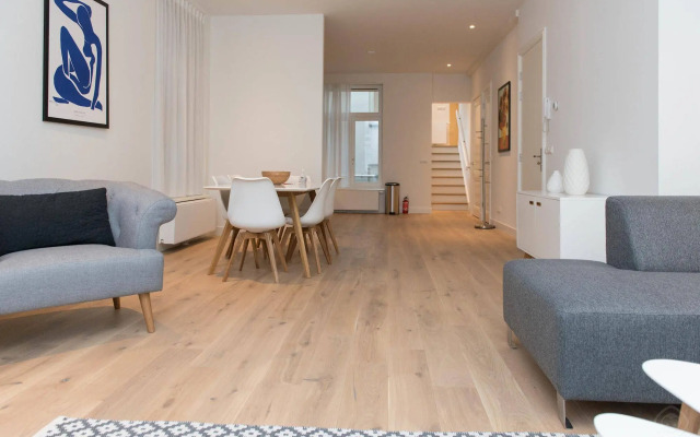 Canal Belt apartments - Amstel River area