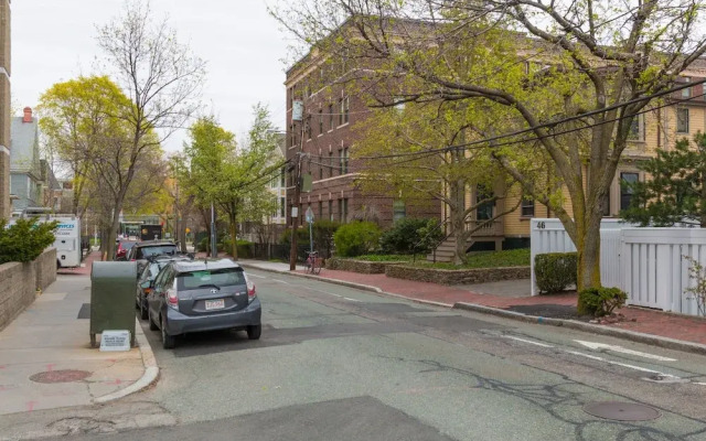 Harvard Square Apartments by Next Star