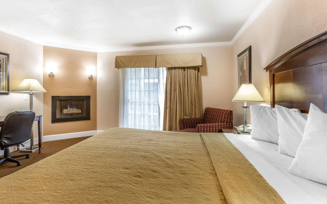 Quality Inn near Hearst Castle