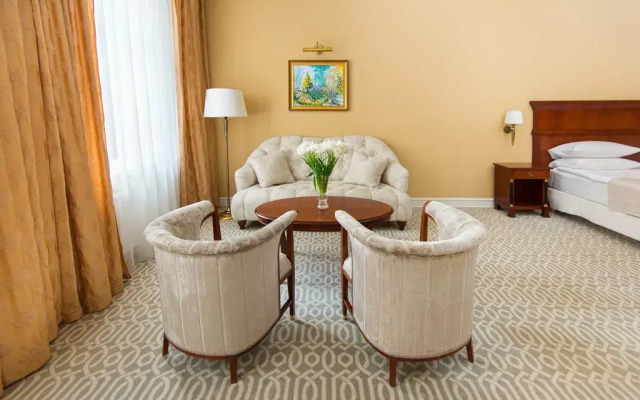 Hotel Leopolis