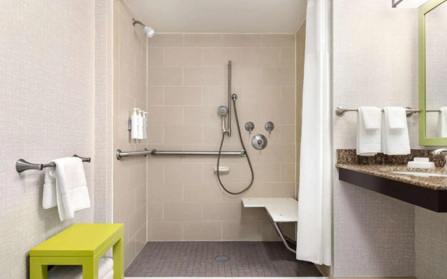 Hampton Inn by Hilton Shelton
