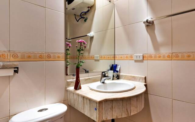 HANZ LakeView Hotel Hanoi