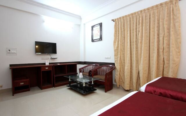 OYO 9959 Hotel Varcity Ruby