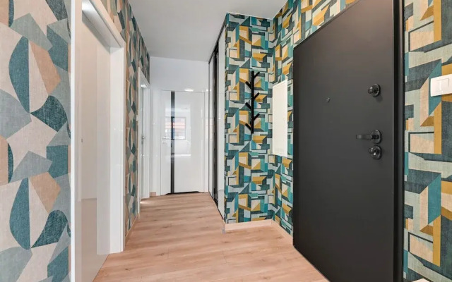 Doki Living - Foodhall & Parking by Downtown Apartments