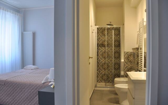 Dimora 16 Rooms & Garden