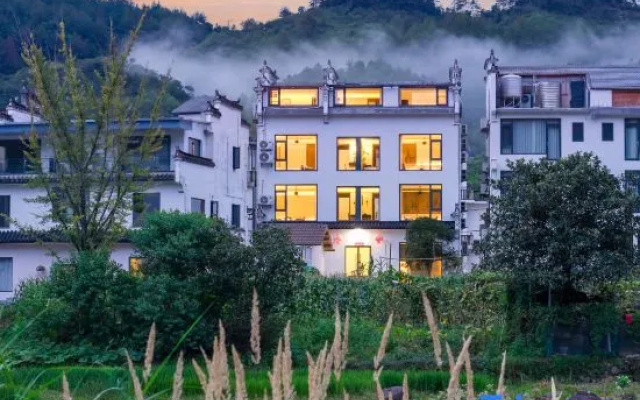 Floral Hotel·Qingyin Yashe · Song-style Aesthetics High-End Designer Hotel — 3-star hotel in Shangrao
