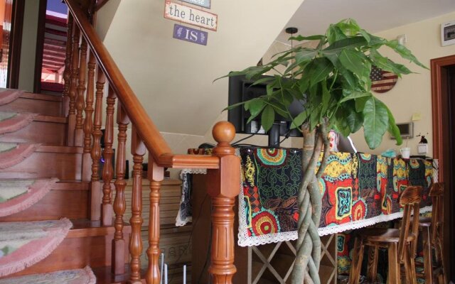 Chongqing Romantic Youth Hostel