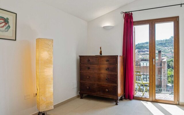 Modern Holiday Home in Bosa Sardinia near Sea