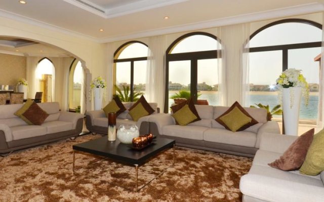 MyStayGroup - Palm Jumeirah Garden Villa