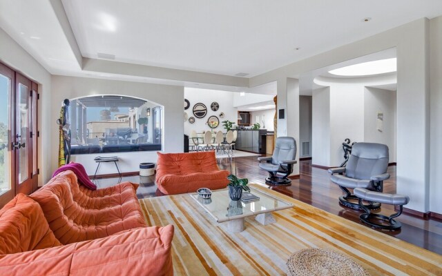 1633 La Jolla - 4 Br Home