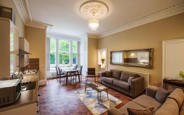 Rosedene Highland House - Emperor Apartment 2
