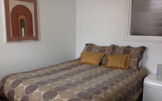 Granby Motel / Apartments